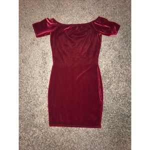 Boohoo Off the Shoulder Velvet Dress